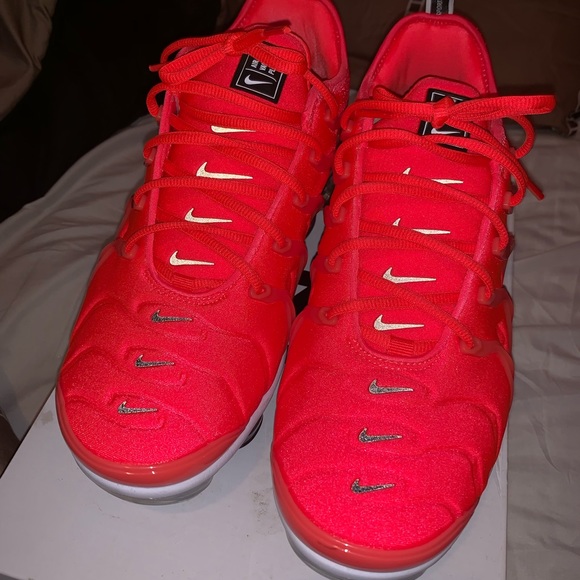 Air max plus crimson - Picture 3 of 3